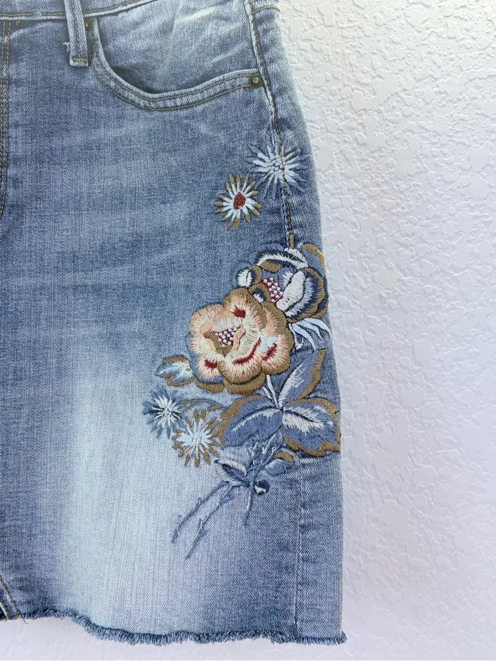Driftwood Stef Embroidered Denim Raw Hem Mini Skirt 28
